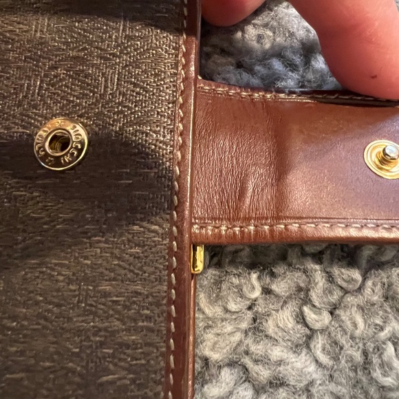 VINTAGE GUCCI  WALLET- SOLD SoLD SOLD - Picture 6 of 8